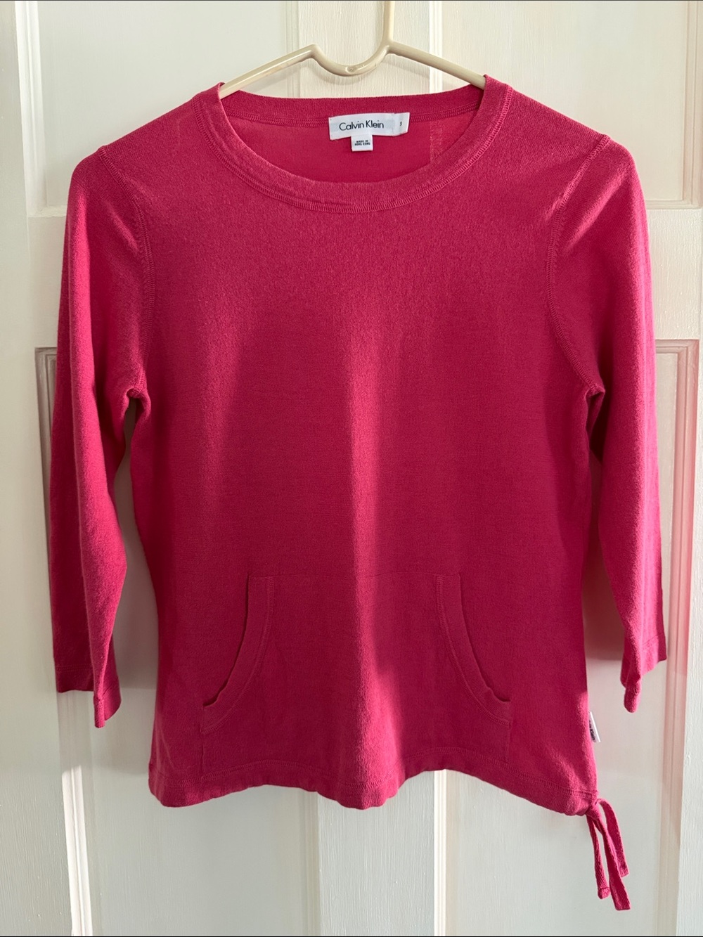 🌺 Calvin Klein pink sweater with pouch pocket and drawstring hem. Size S.